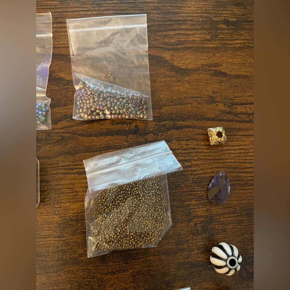 Tiny Bead Collection - Picture 3 of 6